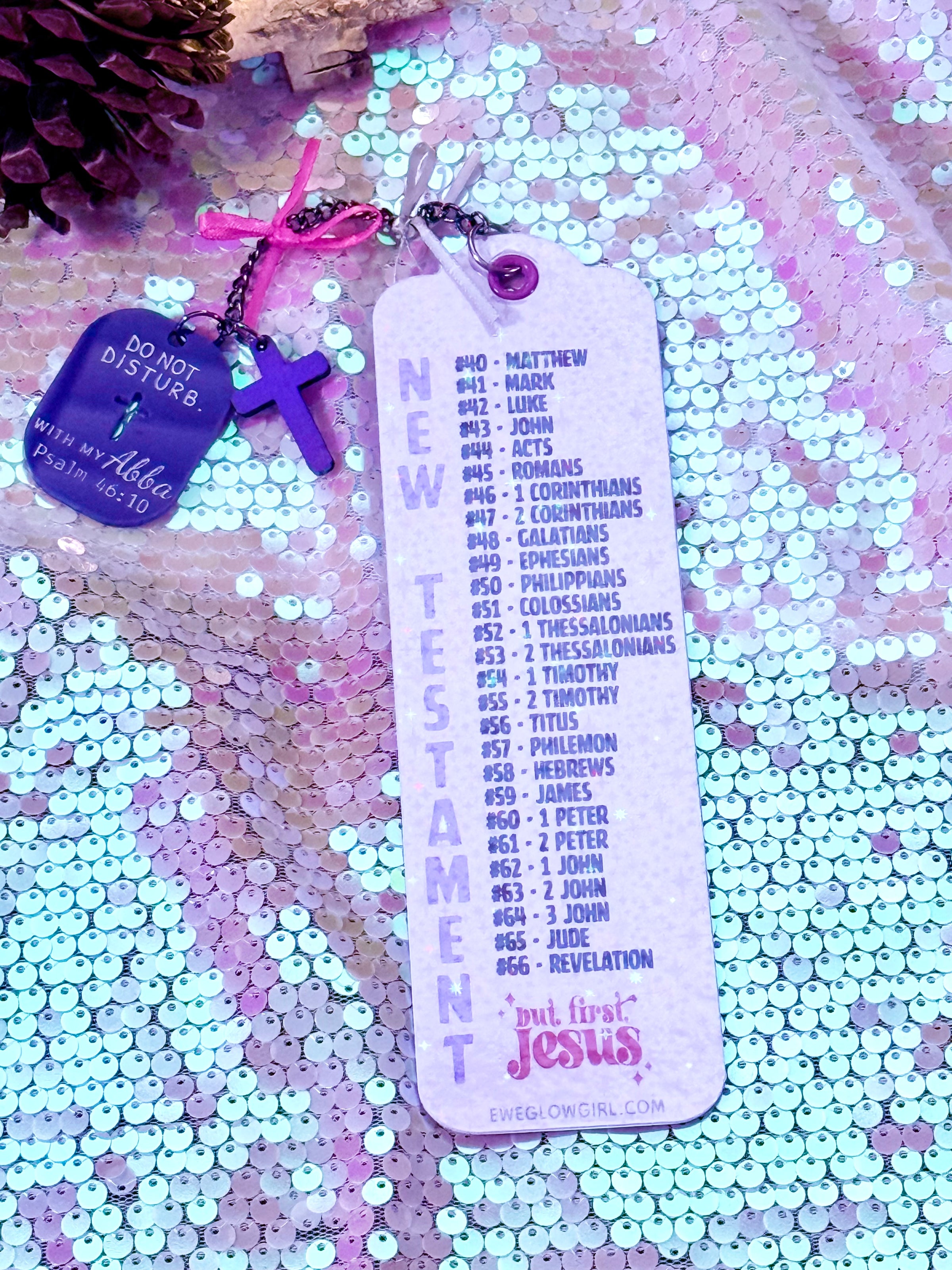 Old/New Testament bookmark