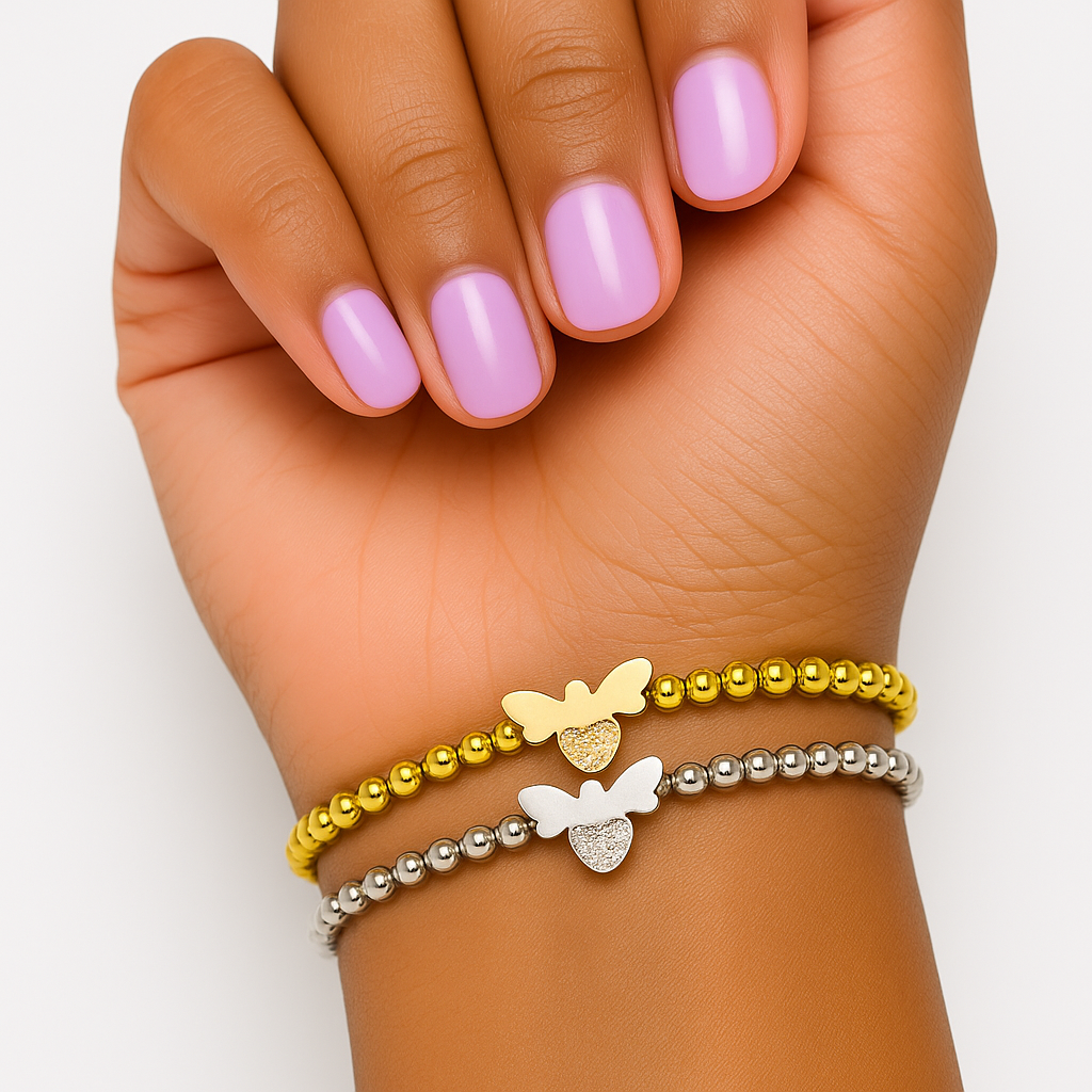 BEE CHARM BEAD BRACELET